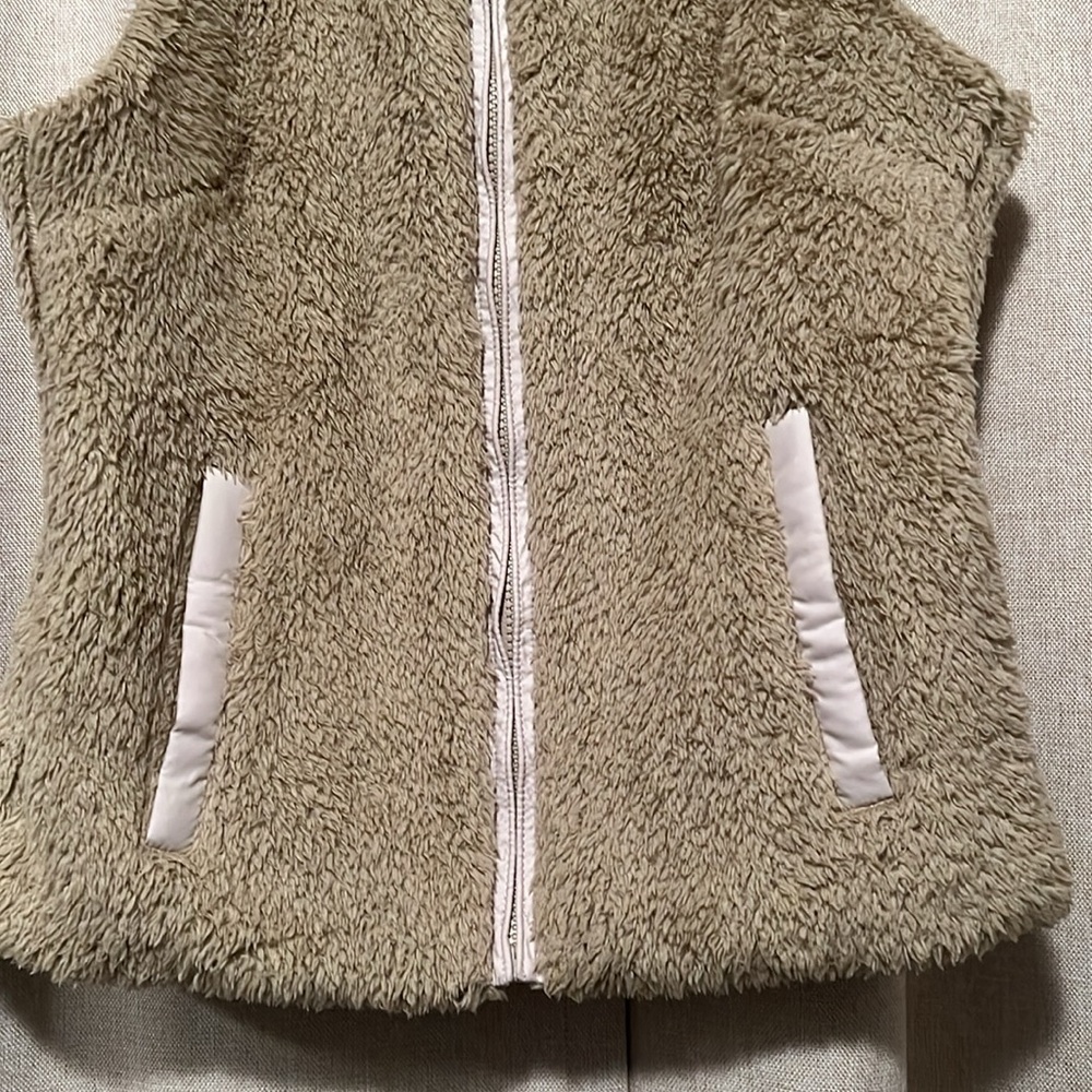 Patagonia Women's Los Gatos Fleece Vest Khaki Size Small - Picture 4 of 6